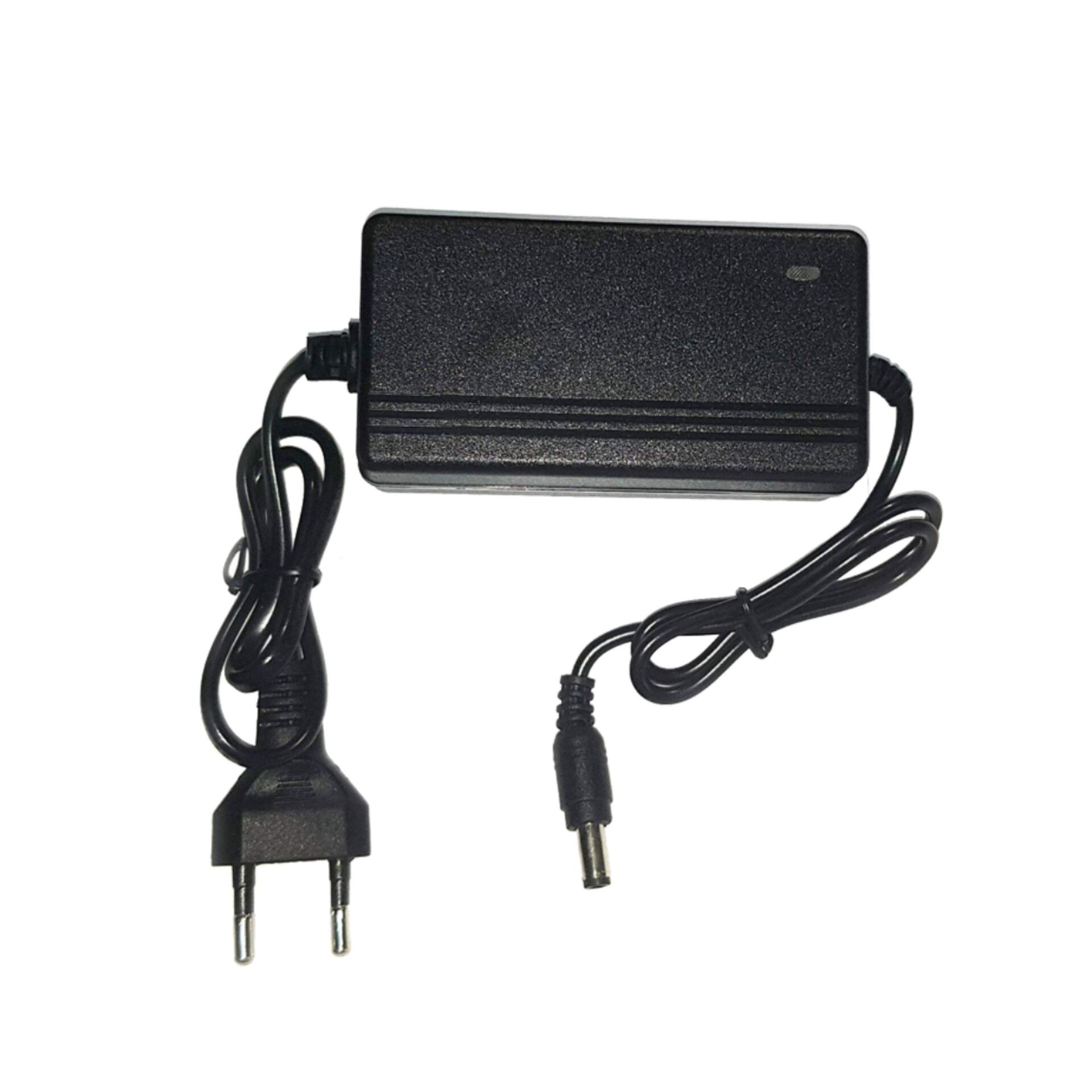 آداپتورپلاستیکی12V-2A-LEXUS